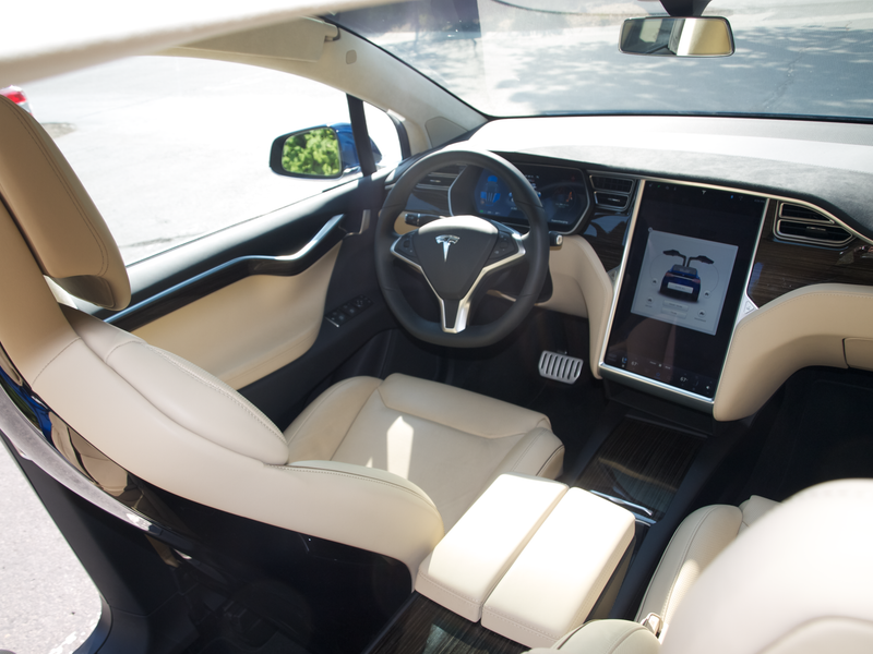 Illustration for article titled The Tesla Model X Is The Best Minivan $150,000 Can Buy